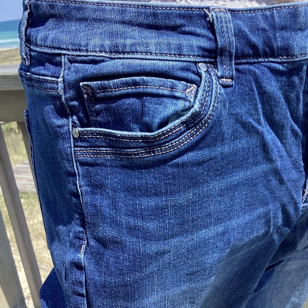 White House Black Market Slim Crop Jeans - Picture 10 of 14